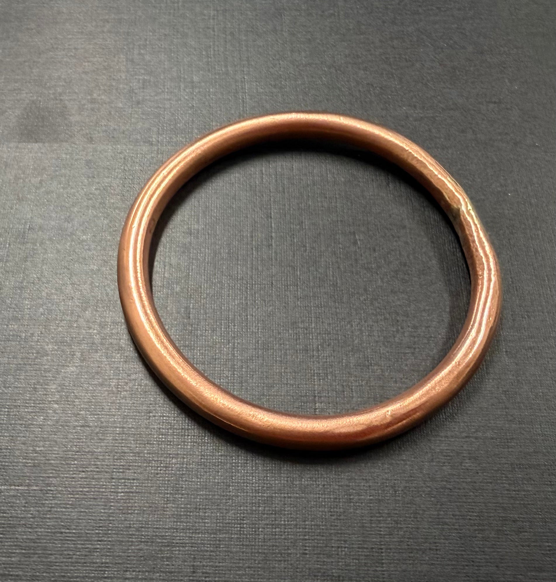 Classic copper round bangle