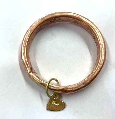 Copper anvil bangle with heart shape