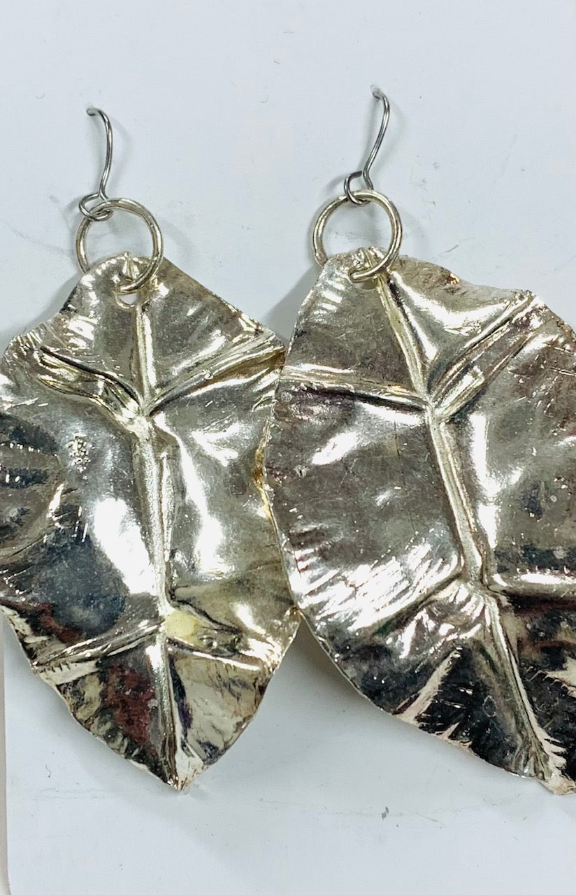 Silver leaf earrings