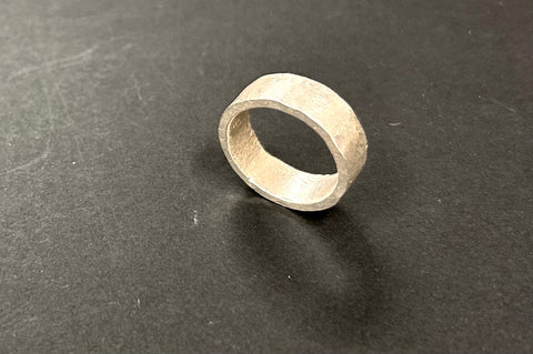 Classic silver ring