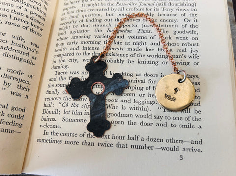 Cross bookmark