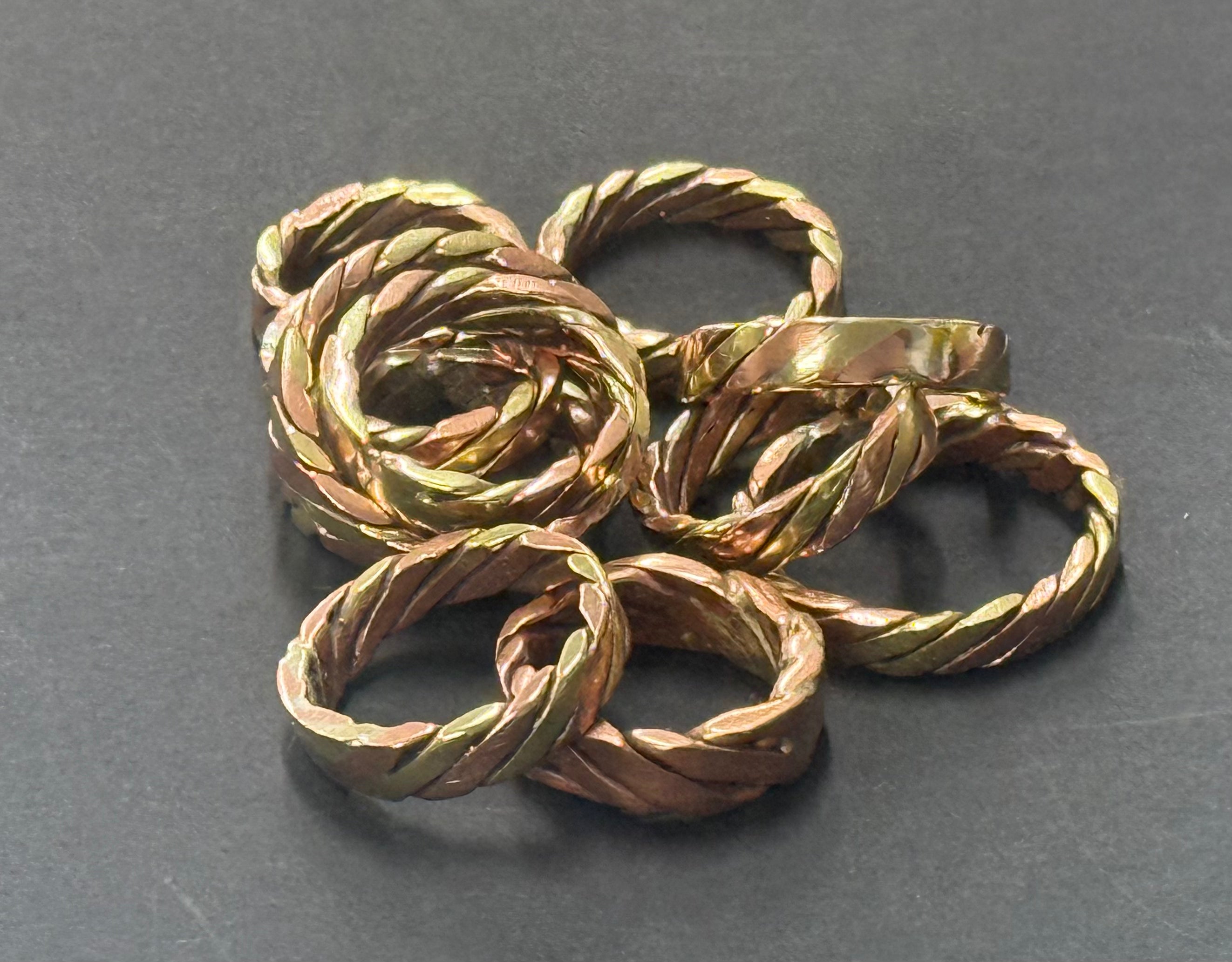 Plaited copper and brass ring