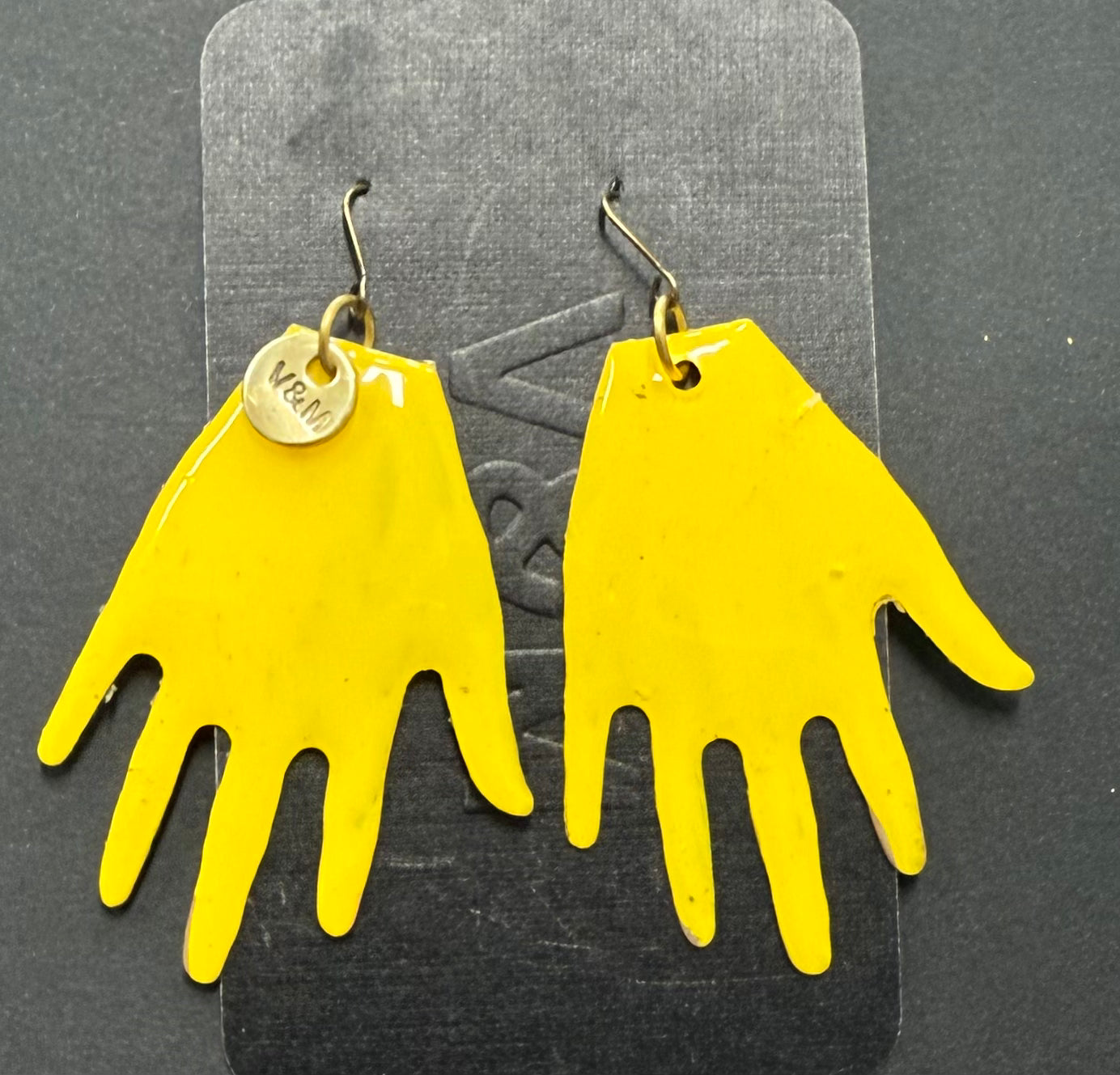 Big hand earrings yellow