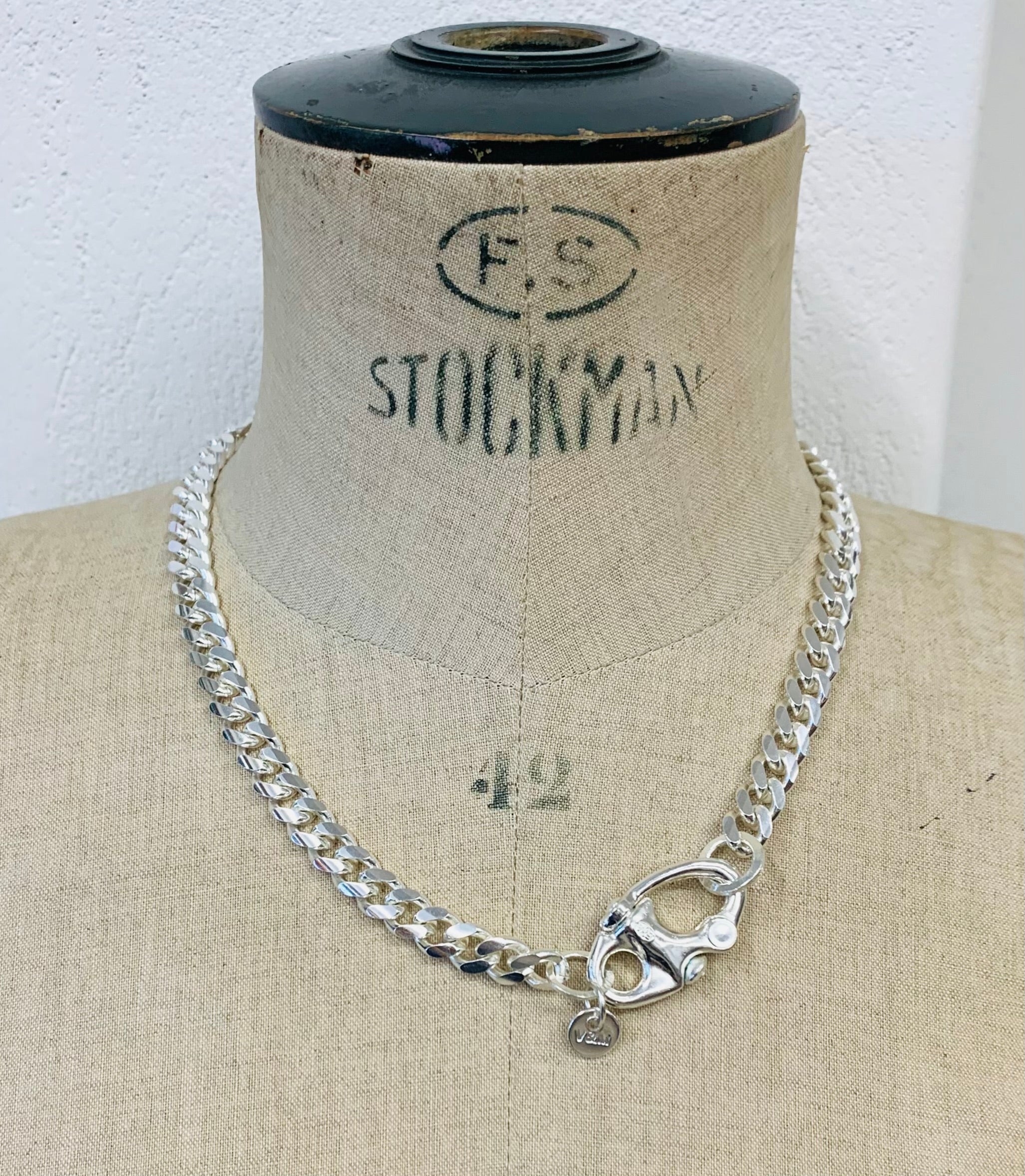 Chunky silver chain with boat clasp