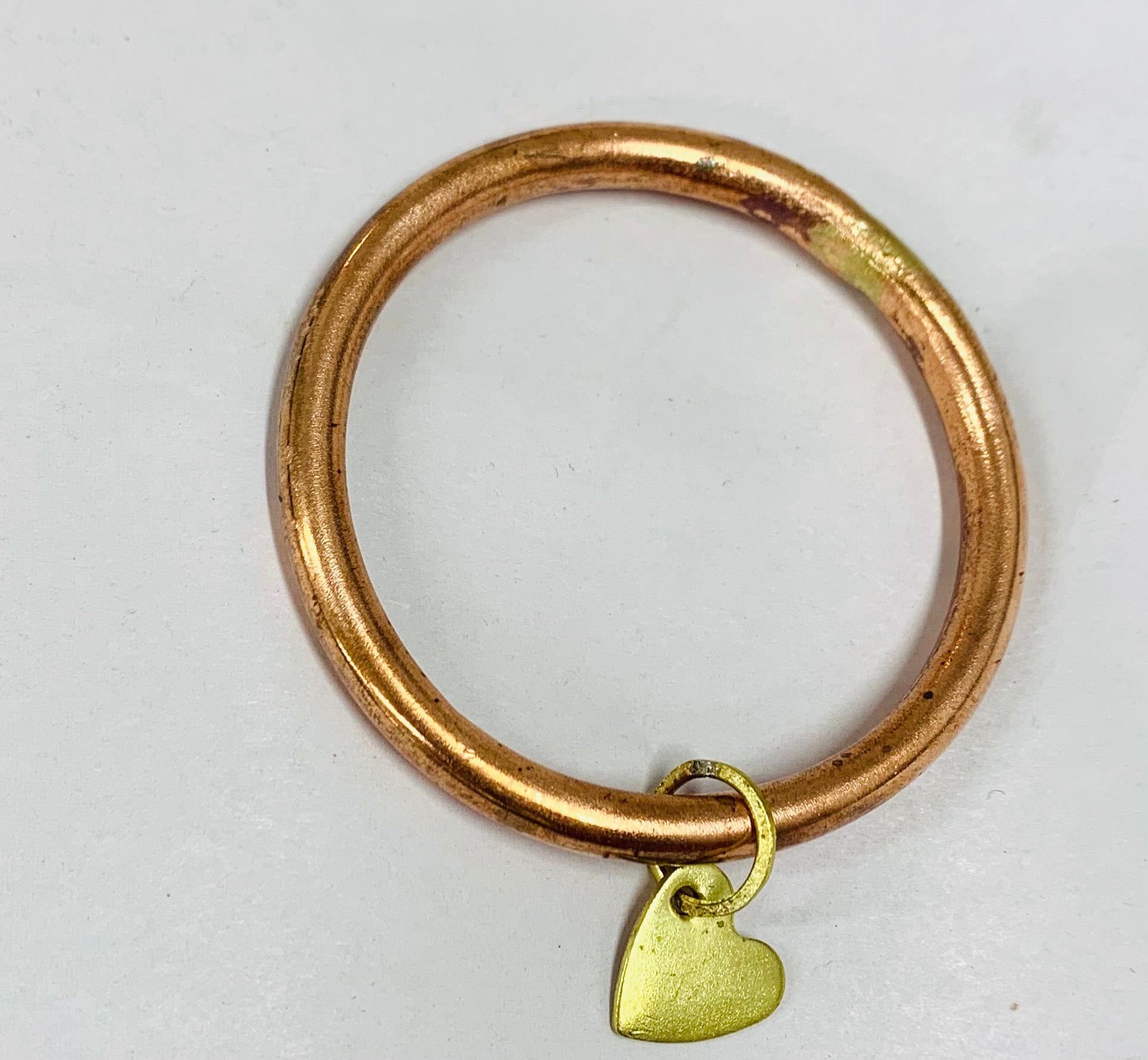 Classic copper bangle with heart