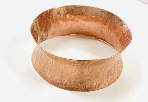 Concave copper bangle
