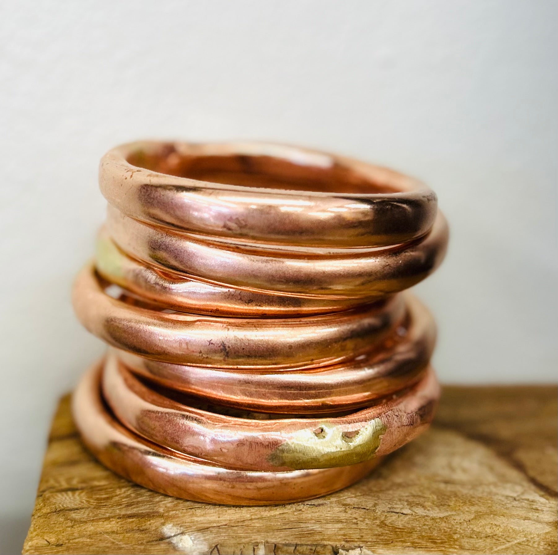 Copper smooth anvil bangle